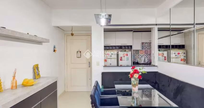 Apartamento com 2 quartos à venda na Rua Octávio de Souza, 343, Teresópolis, Porto Alegre
