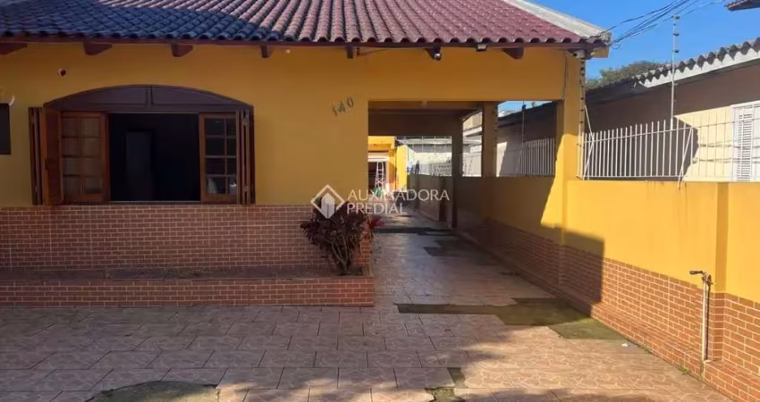 Casa com 1 quarto à venda na Rua Vidal de Negreiros, 140, Vila São José, Porto Alegre
