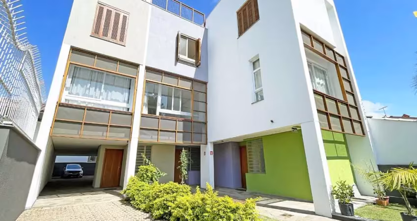 Casa em condomínio fechado com 2 quartos à venda na Rua Vinte e Quatro de Agosto, 136, Jardim Itu Sabará, Porto Alegre