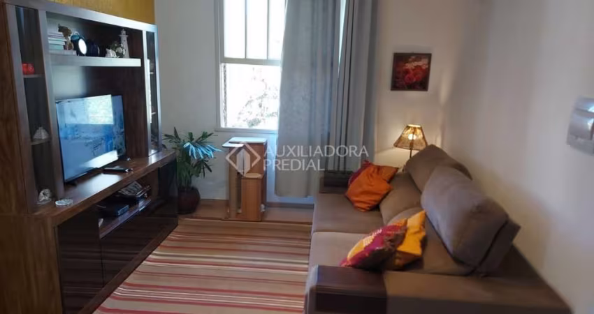 Apartamento com 2 quartos à venda na Rua Lasar Segall, 400, São Sebastião, Porto Alegre