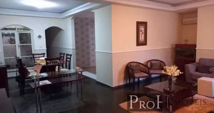 Casa 3 dormitórios sendo 1 suíte – R$ 2.120.000,00