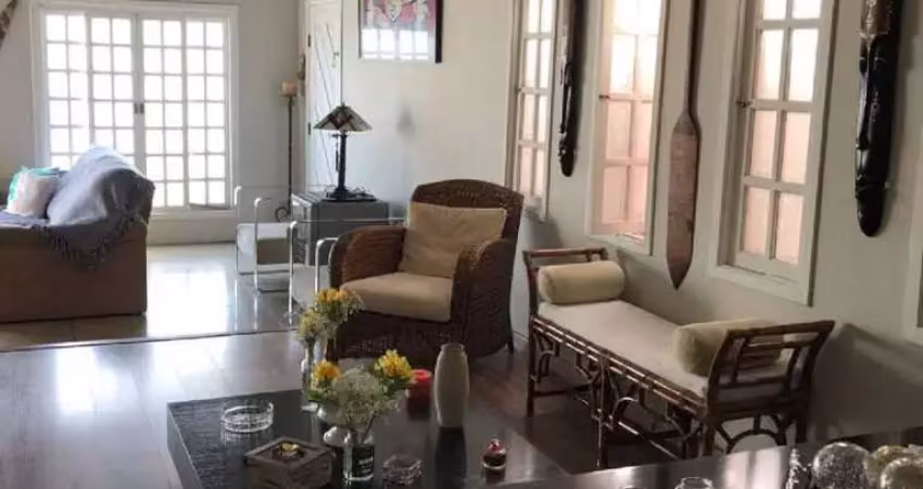 Sobrado 3 dormitórios sendo 1 suíte – R$ 1.060.000,00