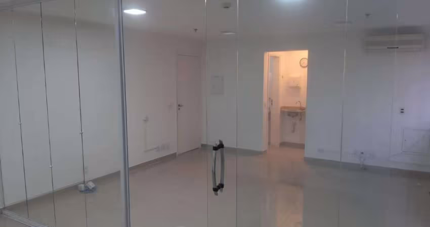 Sala Comercial 42 m² – R$ 300.000,00