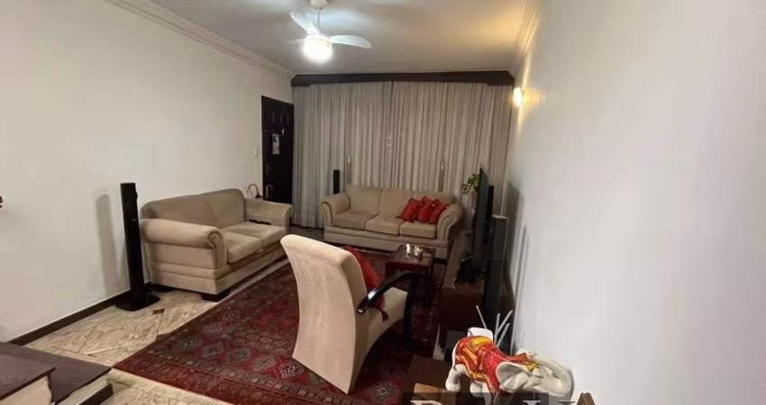Sobrado à à venda 3 quartos quartos em São Bernardo do Campo - 750.000,00
