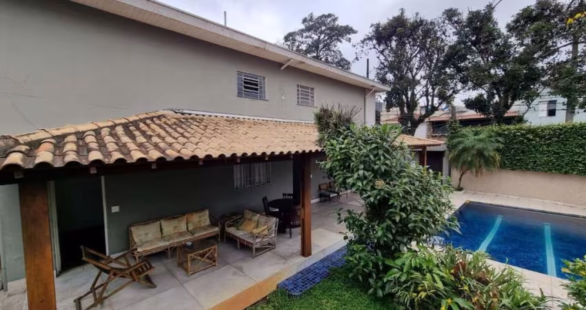 Sobrado à à venda 3 quartos quartos em São Caetano do Sul - 1.900.000,00