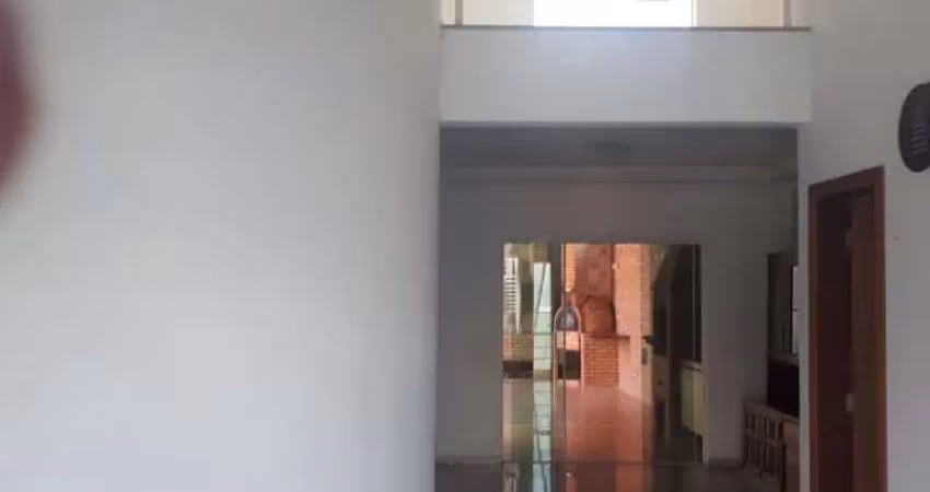 Sobrado à à venda 4 quartos quartos em São Bernardo do Campo - 1.200.000,00