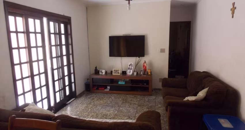 Sobrado à à venda 2 quartos quartos em Santo André - 480.000,00