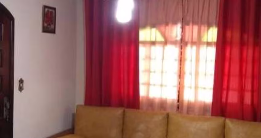 Sobrado à à venda 3 quartos quartos em Santo André - 535.000,00