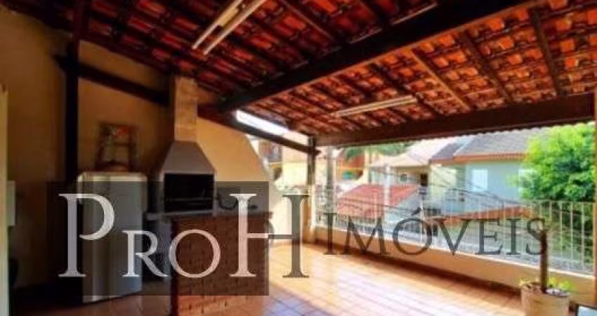 Sobrado à à venda 3 quartos quartos em Santo André - 739.000,00