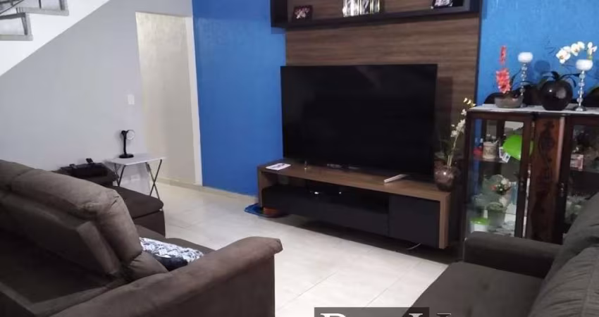 Sobrado à à venda 5 quartos quartos em Santo André - 583.000,00