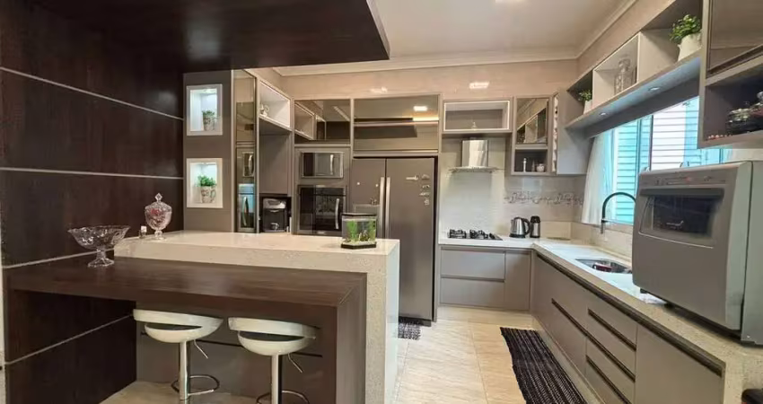 Casa - 1 Suíte + 2 Qt - 155 m² - Dom Bosco - Itajaí/SC