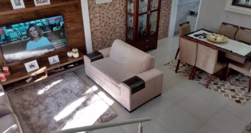 Excelente Sobrado - 3 Qt - 96 m² - Mobiliada - Ressacada - Itajaí/SC