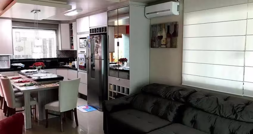 Linda Casa - 1 Suíte Master + 2 Qt - 2 Vagas - Santa Regina - Itajaí/SC