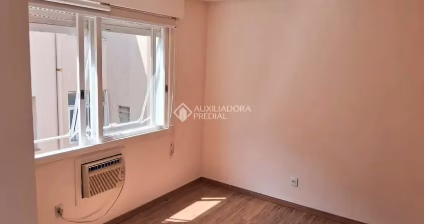 Apartamento com 3 quartos à venda na Avenida Lavras, 177, Petrópolis, Porto Alegre