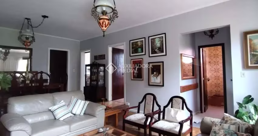 Casa com 3 quartos à venda na Desembargador João Pereira de Sampaio, 15, Jardim Itu Sabará, Porto Alegre