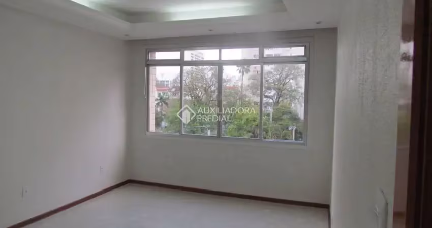 Apartamento com 3 quartos à venda na Avenida Cristóvão Colombo, 2270, Floresta, Porto Alegre