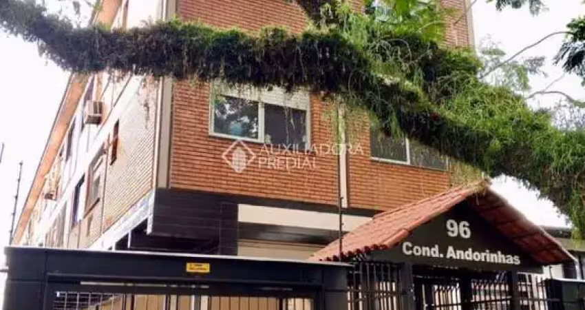 Apartamento com 2 quartos à venda na Rua Chico Pedro, 96, Camaquã, Porto Alegre
