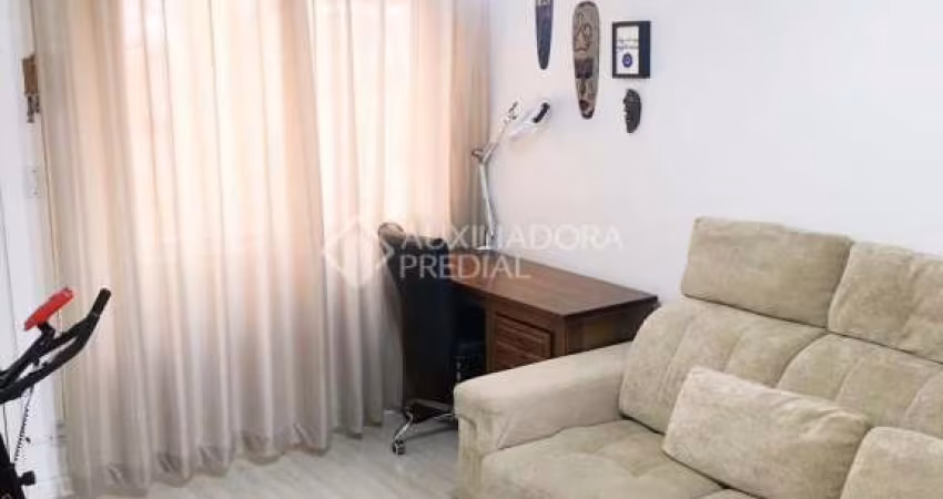 Apartamento com 2 quartos à venda na Rua Domingos Seguézio, 63, Vila Ipiranga, Porto Alegre