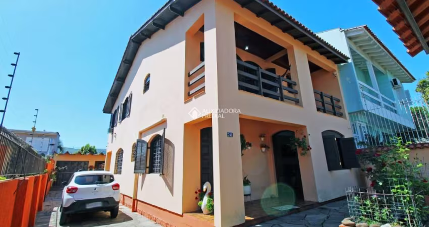 Casa em condomínio fechado com 3 quartos à venda na Rua Olegário Dias Maciel, 340, Espírito Santo, Porto Alegre