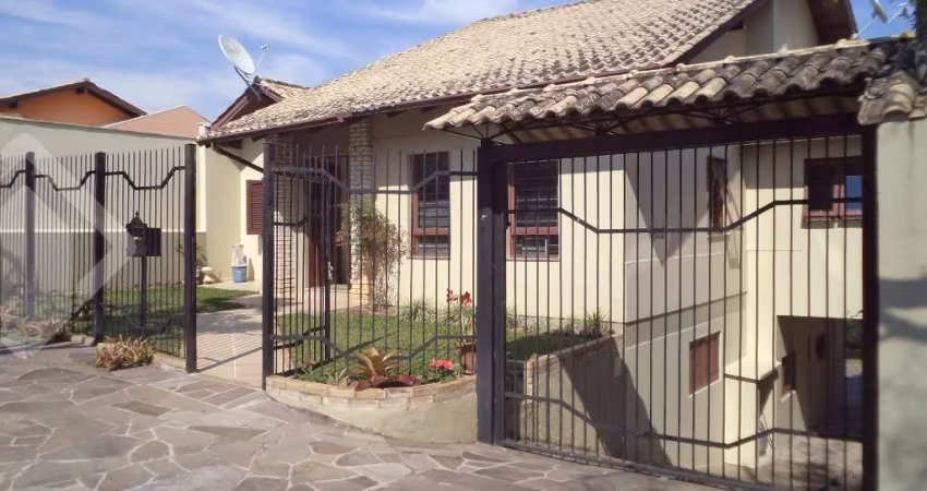 Casa com 3 quartos à venda na Rua Osvaldo Benevides Dantas, 87, Morro do Espelho, São Leopoldo