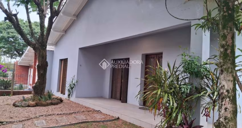 Casa com 3 quartos à venda na Rua Santo Afonso, 234, Padre Reus, São Leopoldo
