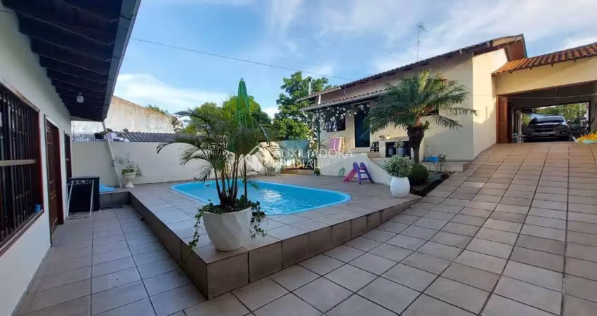 Casa com 2 quartos à venda na Humaitá, 115, Duque de Caxias, São Leopoldo