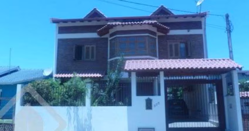 Casa com 3 quartos à venda na Rua Ivoti, 127, Campina, São Leopoldo