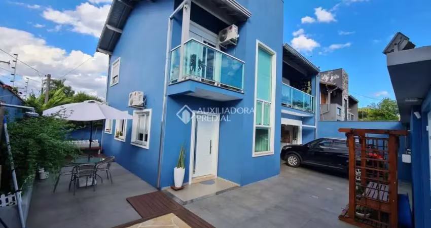 Casa com 3 quartos à venda na Rua Dona Isabel, 214, Rio Branco, São Leopoldo