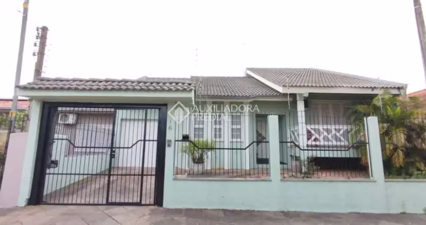 Casa com 3 quartos à venda na Rua das Cerejeiras, 216, Scharlau, São Leopoldo