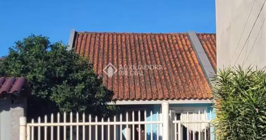 Casa com 2 quartos à venda na Rua Walter Rosa, 264, Campestre, São Leopoldo