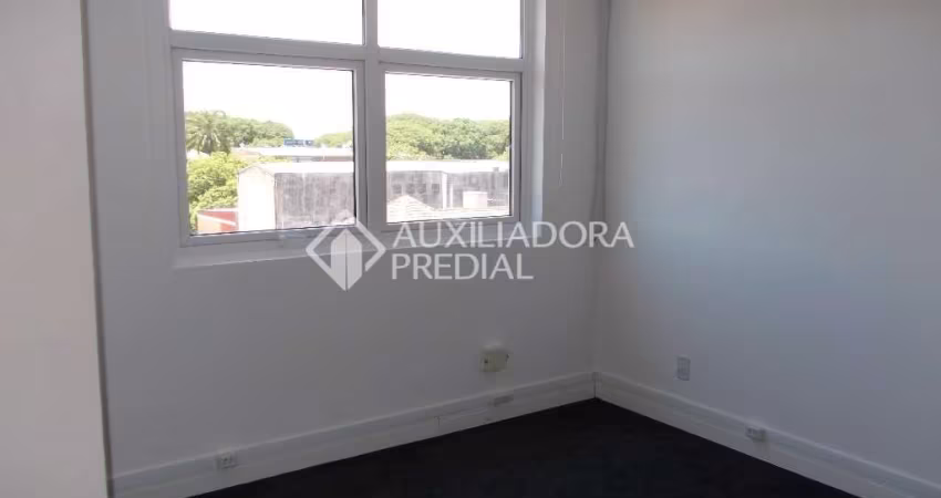 Sala comercial à venda na Avenida São Pedro, 1082, São Geraldo, Porto Alegre