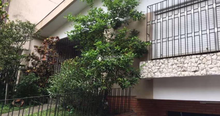 Casa em condomínio fechado com 5 quartos à venda na Rua Portugal, 434, São João, Porto Alegre