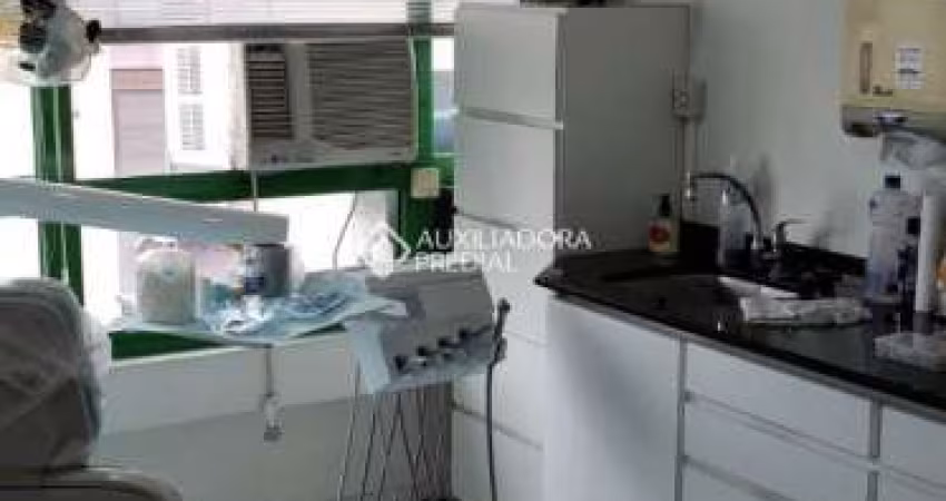 Sala comercial à venda na Avenida Protásio Alves, 2599, Rio Branco, Porto Alegre