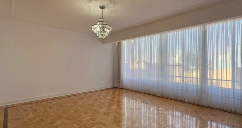 Apartamento com 3 quartos à venda na Rua Duque de Caxias, 1405, Centro Histórico, Porto Alegre