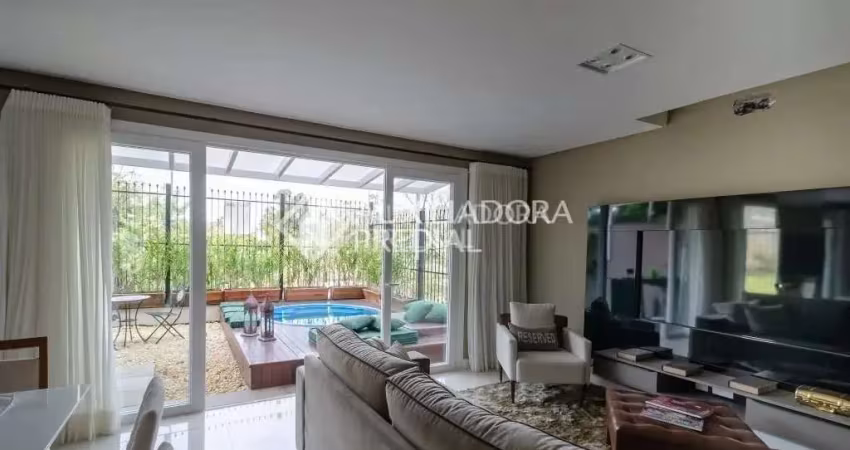 Casa em condomínio fechado com 3 quartos à venda na Rua Paulo Madureira Coelho, 555, Morro Santana, Porto Alegre