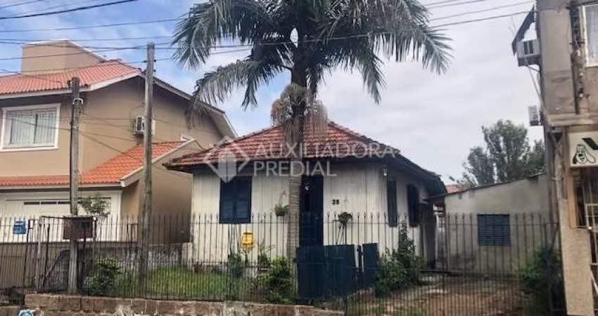 Casa em condomínio fechado com 3 quartos à venda na Rua Dário Cardoso, 35, Espírito Santo, Porto Alegre