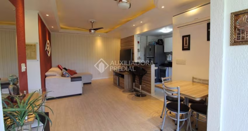 Apartamento com 2 quartos à venda na Rua Afonso Arinos, 291, Camaquã, Porto Alegre