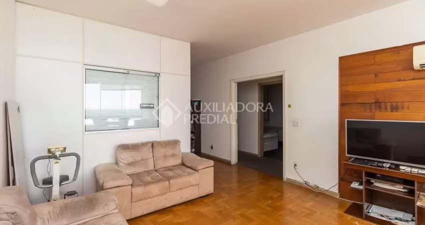 Apartamento com 3 quartos à venda na Avenida Mauá, 841, Centro Histórico, Porto Alegre