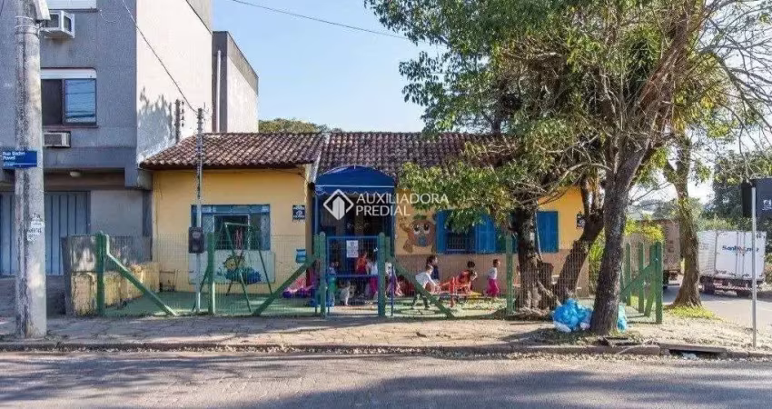 Casa com 3 quartos à venda na Rua Baden Powell, 168, Sarandi, Porto Alegre