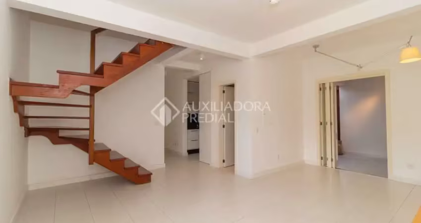 Casa em condomínio fechado com 3 quartos à venda na Rua Upamaroti, 100, Cristal, Porto Alegre