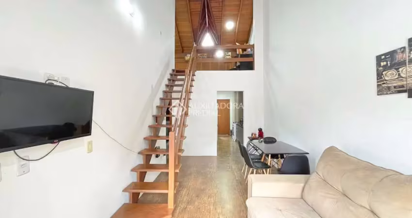 Casa com 3 quartos à venda na Avenida Nossa Senhora de Guadalupe, 121, Hípica, Porto Alegre