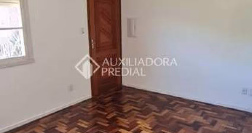 Apartamento com 3 quartos à venda na Rua Carlos Ferreira, 325, Teresópolis, Porto Alegre