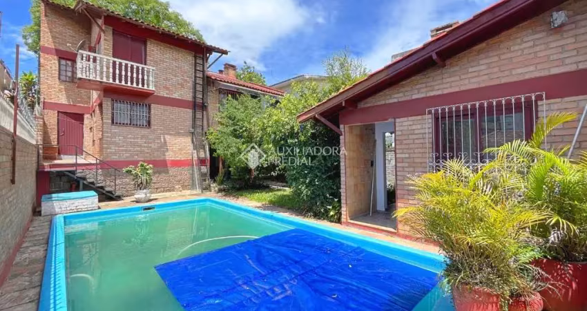 Casa com 3 quartos à venda na Travessa Nova Trento, 407, Tristeza, Porto Alegre