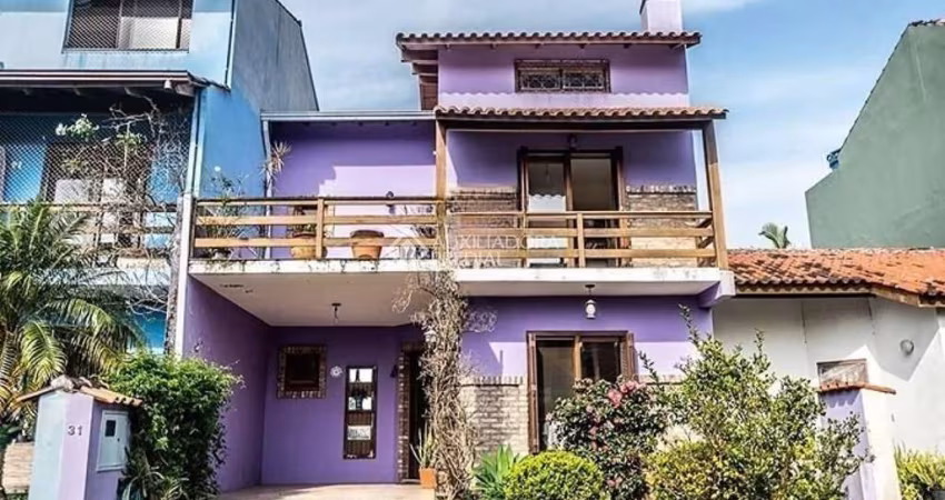Casa em condomínio fechado com 2 quartos à venda na Rua Fábio Coelho de Magalhães, 210, Serraria, Porto Alegre
