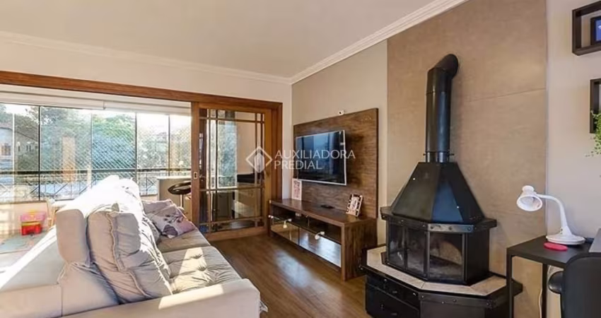 Apartamento com 3 quartos à venda na Rua Eurico Lara, 794, Medianeira, Porto Alegre