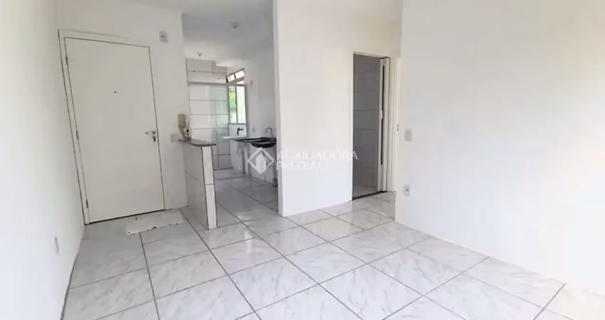 Apartamento com 2 quartos à venda na Avenida Família Gonçalves Carneiro, 441, Cavalhada, Porto Alegre