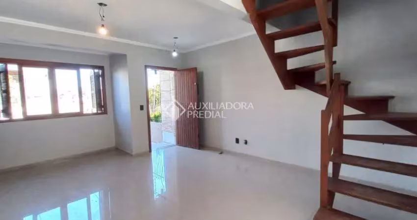 Casa com 3 quartos à venda na Rua Doutor Sady Soares, 61, Guarujá, Porto Alegre