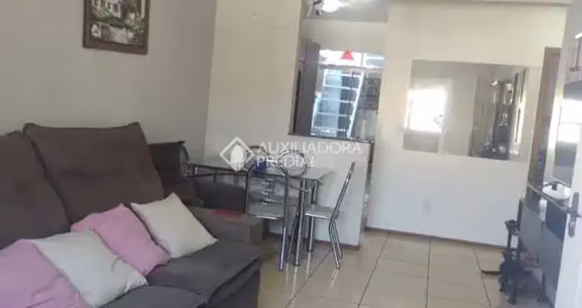 Casa em condomínio fechado com 3 quartos à venda na Rua José Celestino da Silva, 755, Hípica, Porto Alegre