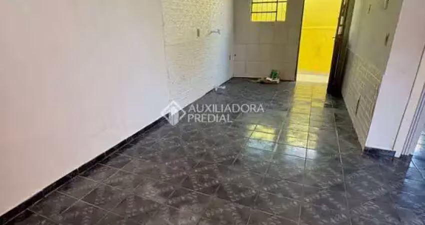 Casa em condomínio fechado com 1 quarto à venda na Rua Padre João Batista Reus, 3036, Camaquã, Porto Alegre