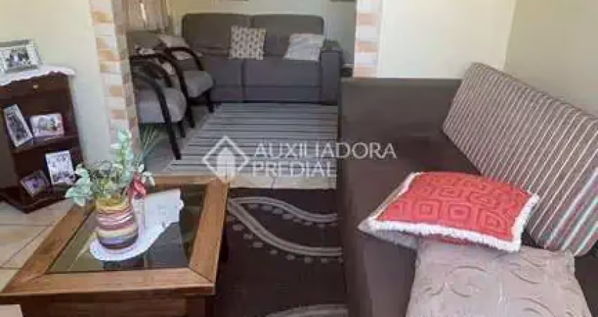 Casa com 2 quartos à venda na Rua Saldanha da Gama, 58, Vila São José, Porto Alegre
